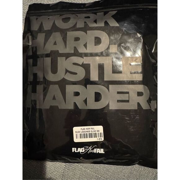 NWT Flag nor Fail Rush leggings olive size small - Picture 6 of 11